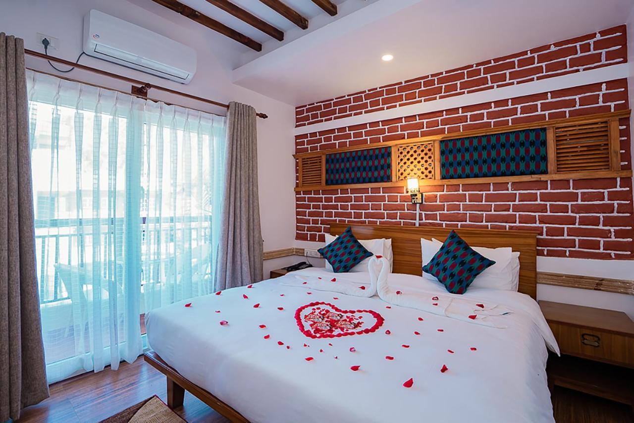 Himalayan Glory Inn Pokhara Exterior foto